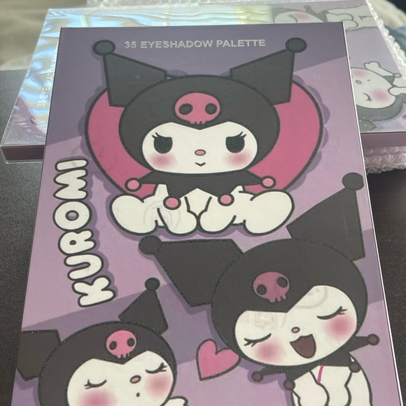 Kuromi 35 eyeshadow Palette - Picture 1 of 6